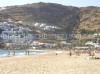 Blick auf den Norden des Mylopotas Beach