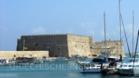 Halt mit dem Mietwagen in Heraklion